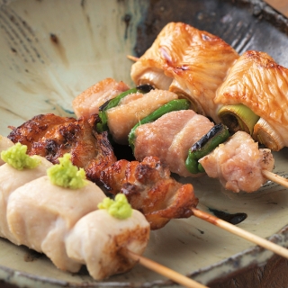 焼き鳥とワイン　萬鳥