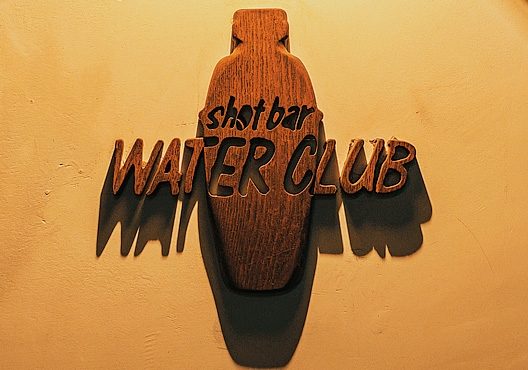 BAR WATER CLUB