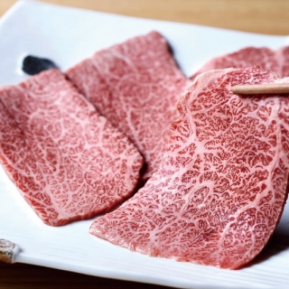 炭火焼肉　吟の牛